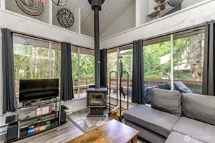 713 E Pointes Dr W, Shelton, WA 98584 - Photo 3