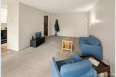 15156 65th Avenue S #1007, Tukwila, WA 98188 - Photo 3