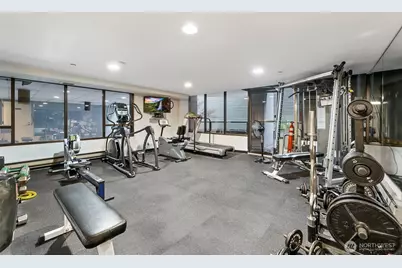 2621 2nd Avenue #1002, Seattle, WA 98121 - Photo 27