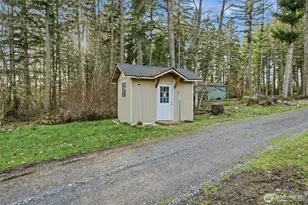 34315 Tanwax Dr E, Eatonville, WA 98328 - Photo 25