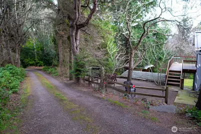 24310 47th Avenue SW, Vashon, WA 98070 - Photo 9