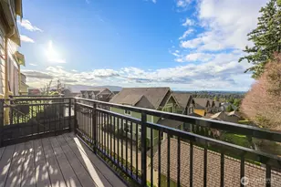 2012 NE Katsura Ct, Issaquah, WA 98029 - Photo 23