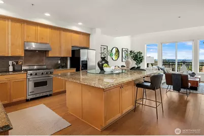 2012 NE Katsura Court #B, Issaquah, WA 98029 - Photo 9