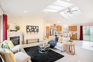 59 Spruce Pl, Cathlamet, WA 98612 - Photo 3