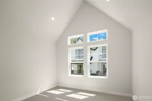 9008 NE 203rd Ln, Bothell, WA 98011 - Photo 15