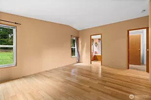 6827 Holmes Island Rd SE, Lacey, WA 98503 - Photo 19