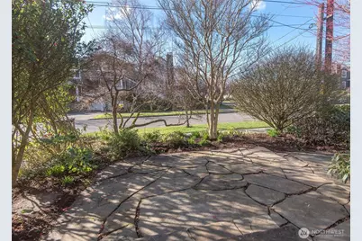 865 NW 75th Street, Seattle, WA 98117 - Photo 19