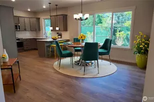 33 E Michelle Ct, Union, WA 98592 - Photo 9