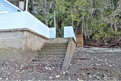 11181 E State Route 106, Union, WA 98592 - Photo 37