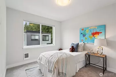 18757 76th Avenue W, Edmonds, WA 98037 - Photo 17