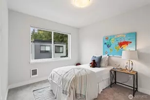 18757 76th Ave W, Lynnwood, WA 98037 - Photo 17