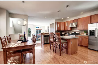 1315 SW 159th Place, Lynnwood, WA 98087 - Photo 3