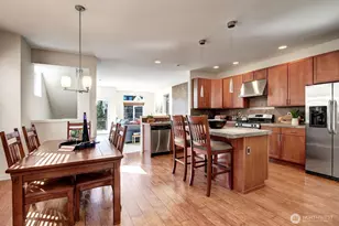 1315 SW 159th Pl, Lynnwood, WA 98087 - Photo 3