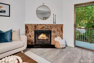 14132 74th Place NE #16-D, Kirkland, WA 98034 - Photo 7