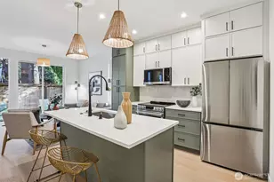 13748 Stone Ave N, Seattle, WA 98133 - Photo 9