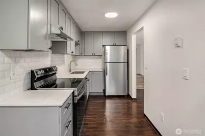 5020 S 58th Street #B, Tacoma, WA 98409 - Photo 3