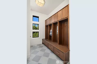 17626 Talbot Road, Edmonds, WA 98026 - Photo 27