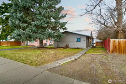 305 W 13th Avenue, Ellensburg, WA 98926 - Photo 3