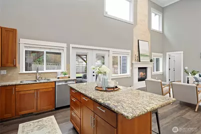 12411 NE 108th Place, Kirkland, WA 98033 - Photo 7