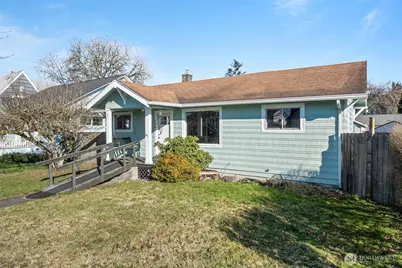 438 Front Avenue, Castle Rock, WA 98611 - Photo 3