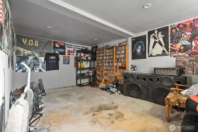 438 Front Avenue, Castle Rock, WA 98611 - Photo 15