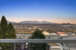 323 Lind Ave NW, Renton, WA 98057 - Photo 3