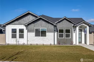 910 Racine Spgs Dr, Wenatchee, WA 98801 - Photo 1