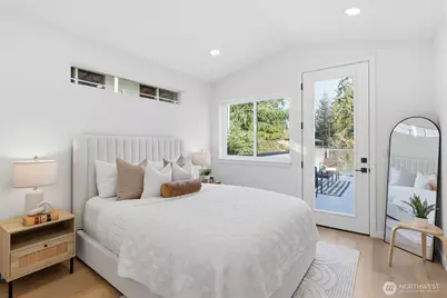 1511 96th Avenue NE, Seattle, WA 98115 - Photo 13