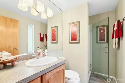 11420 110th Avenue NE, Kirkland, WA 98033 - Photo 17