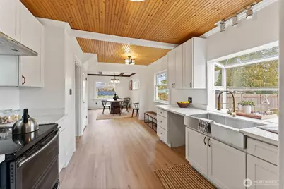 808 Polk Street S, Tacoma, WA 98444 - Photo 3