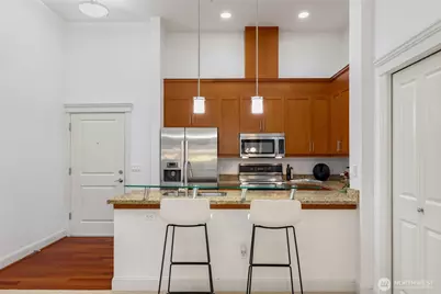 3150 W Government Way #101, Seattle, WA 98199 - Photo 9