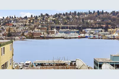 1758 Dexter Avenue N #4, Seattle, WA 98109 - Photo 7
