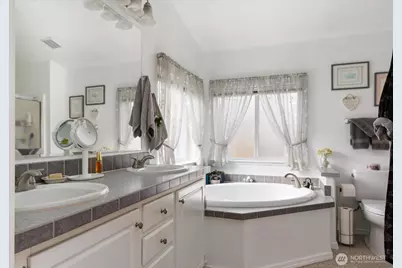 5386 Vinton Avenue, Freeland, WA 98249 - Photo 19