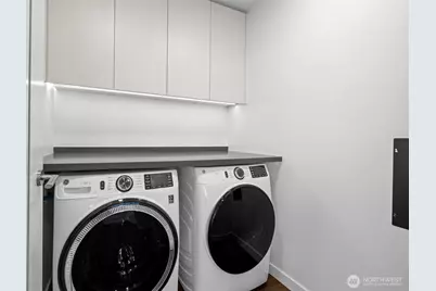 2014 Fairview Avenue #4004, Seattle, WA 98109 - Photo 15