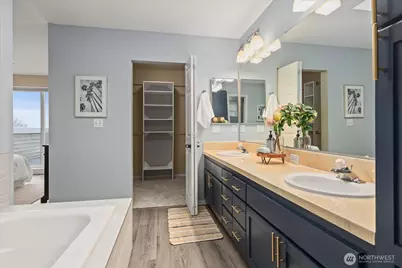 2325 Harbor Avenue SW #B1, Seattle, WA 98126 - Photo 27