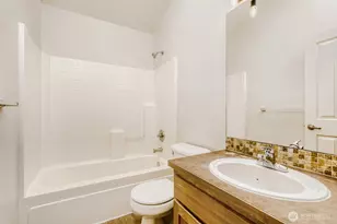 2480 SW Webster St, Seattle, WA 98106 - Photo 17