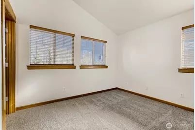 2480 SW Webster Street, Seattle, WA 98106 - Photo 11