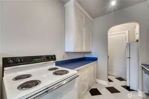 5810 Cowen Pl NE, Seattle, WA 98105 - Photo 23