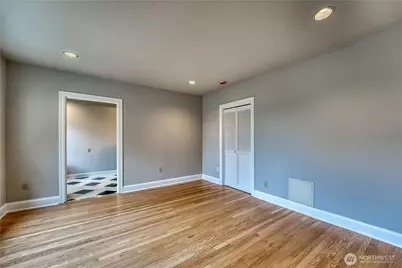 5810 Cowen Place NE #301, Seattle, WA 98105 - Photo 15