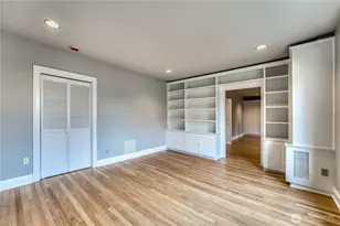 5810 Cowen Pl NE, Seattle, WA 98105 - Photo 17