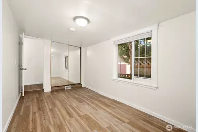 1520 S Bennett Street, Seattle, WA 98108 - Photo 17