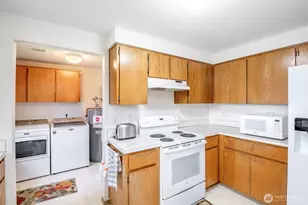 21619 185th St E, Orting, WA 98360 - Photo 15