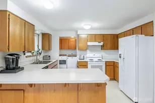 21619 185th St E, Orting, WA 98360 - Photo 13