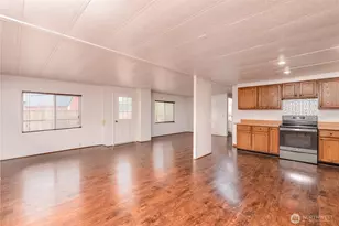 2016 Queen Anne Pl, Port Townsend, WA 98368 - Photo 13