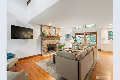 17519 NE 38th Court #9B, Redmond, WA 98052 - Photo 9