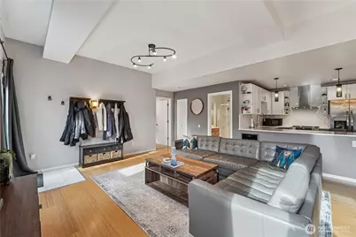 115 W Galer Street #101, Seattle, WA 98119 - Photo 9