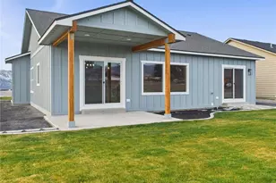 2470 Noah St SE, East Wenatchee, WA 98802 - Photo 3