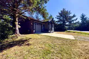 308 Mizzen Ave NW, Ocean Shores, WA 98569 - Photo 37