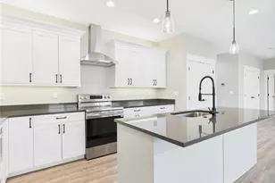 902 NE Tyler Pl, East Wenatchee, WA 98802 - Photo 9