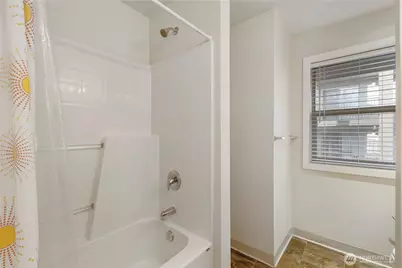 12228 SE Petrovitsky Road #2B, Renton, WA 98058 - Photo 7
